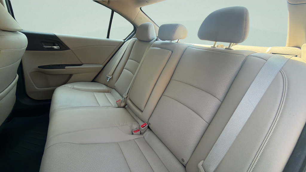 Used 2017 Honda Accord Touring image 29