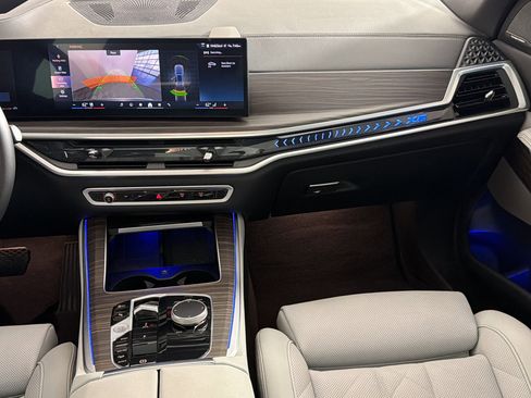 Certified 2024 BMW X5 xDrive40i w/ Premium Package AWD/4WD image 29