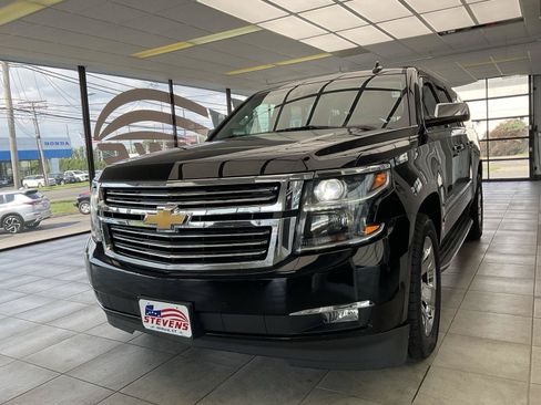 Used 2015 Chevrolet Suburban LTZ AWD/4WD image 3
