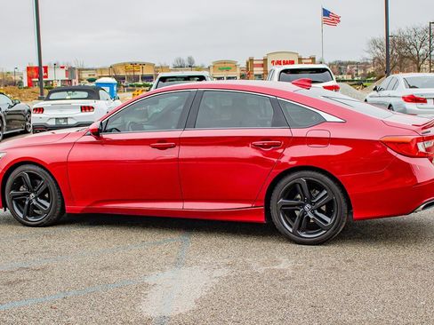 Used 2019 Honda Accord Sport image 5
