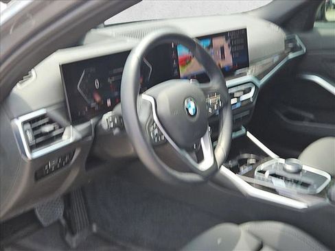 Used 2023 BMW 330i Sedan w/ Premium Package RWD image 9