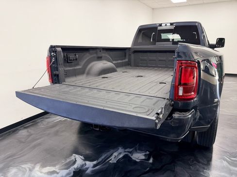Used 2026 RAM 3500 Big Horn AWD/4WD image 7