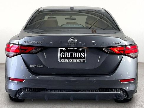 Used 2020 Nissan Sentra SV w/ SV Premium Package FWD image 5