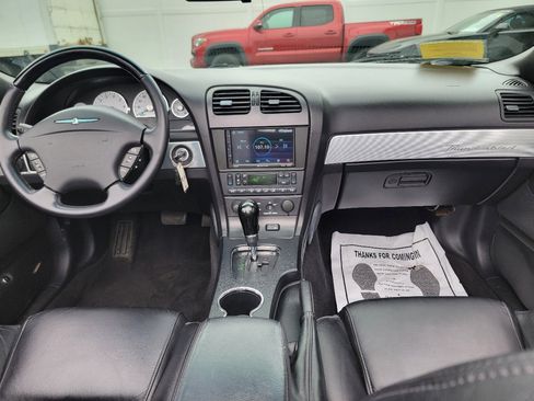 Used 2004 Ford Thunderbird Deluxe image 29