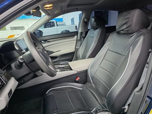 Used 2019 Honda Accord EX image 15