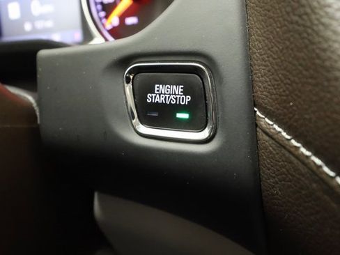 Used 2020 GMC Acadia SLT image 19