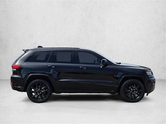 Used 2019 Jeep Grand Cherokee Altitude RWD video 4