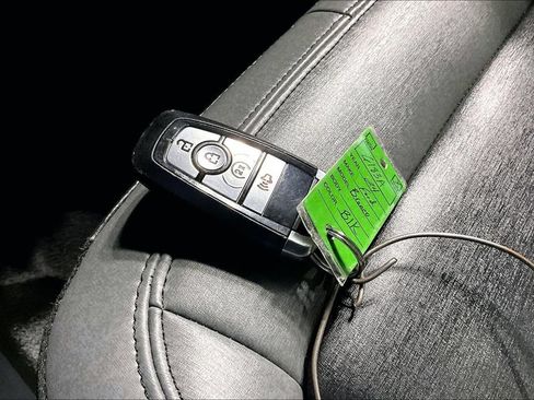 Used 2024 Ford Bronco Big Bend w/ Sasquatch Package AWD/4WD image 12