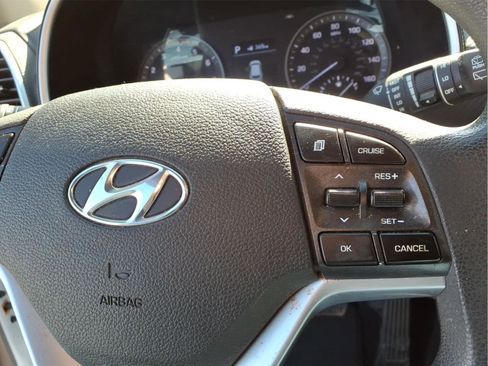 Used 2021 Hyundai Tucson SEL FWD image 19