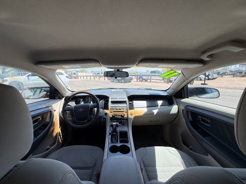 Used 2011 Ford Taurus SE FWD image 34