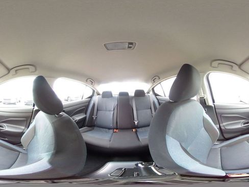 Used 2025 Nissan Versa SV FWD image 40