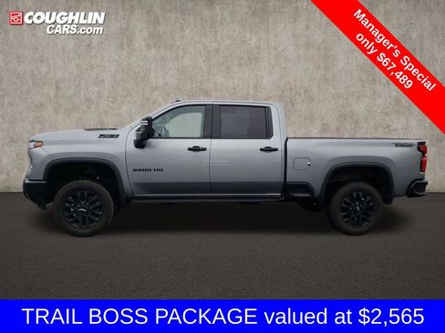Used 2025 Chevrolet Silverado 2500 LTZ w/ LTZ Plus Package AWD/4WD image 2