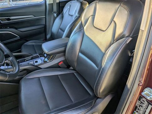 Used 2022 Kia Telluride S image 14