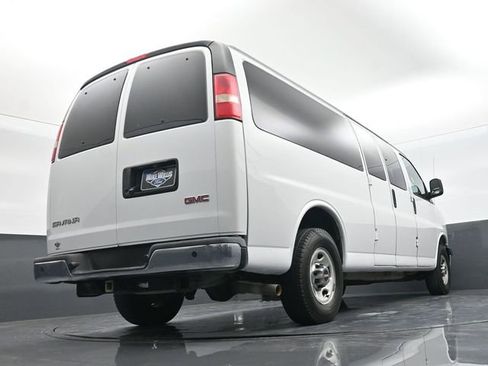 Used 2016 GMC Savana 3500 LT w/ LT Preferred Equipment Group image 23