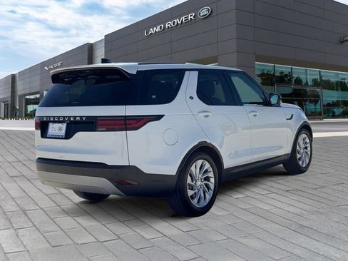 Used 2025 Land Rover Discovery S AWD/4WD image 6