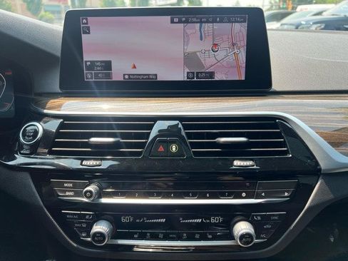 Used 2020 BMW 530i xDrive w/ Premium Package AWD/4WD image 14