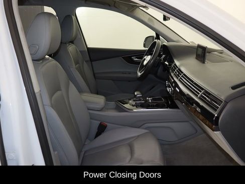 Used 2018 Audi Q7 3.0T Prestige image 14
