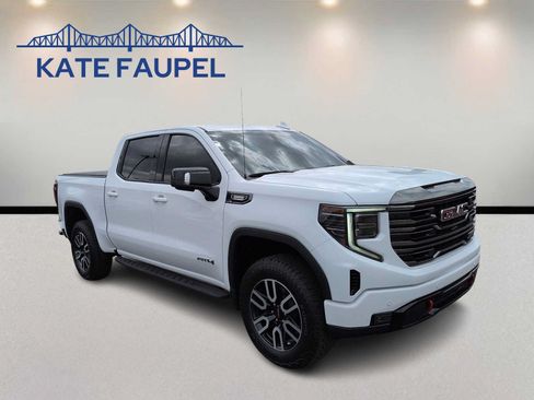 Used 2023 GMC Sierra 1500 AT4 AWD/4WD image 1
