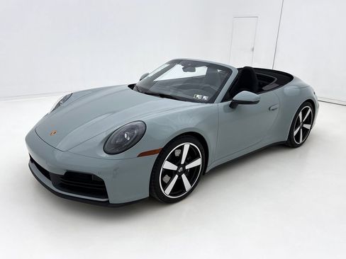 Used 2025 Porsche 911 Carrera image 11
