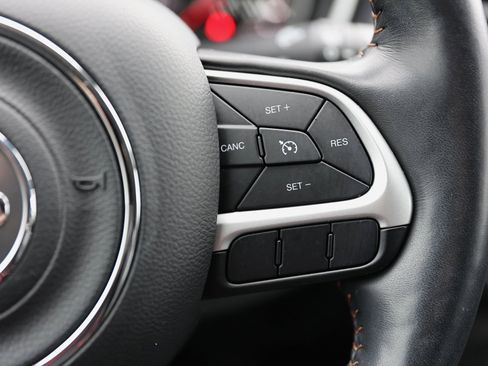 Used 2021 Jeep Compass Latitude w/ Convenience Group image 39