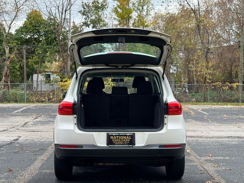 Used 2012 Volkswagen Tiguan S AWD/4WD image 12