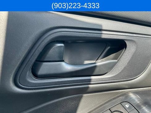 Used 2024 Nissan Rogue S FWD image 17