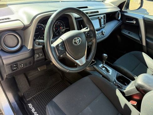 Used 2016 Toyota RAV4 XLE AWD/4WD image 13