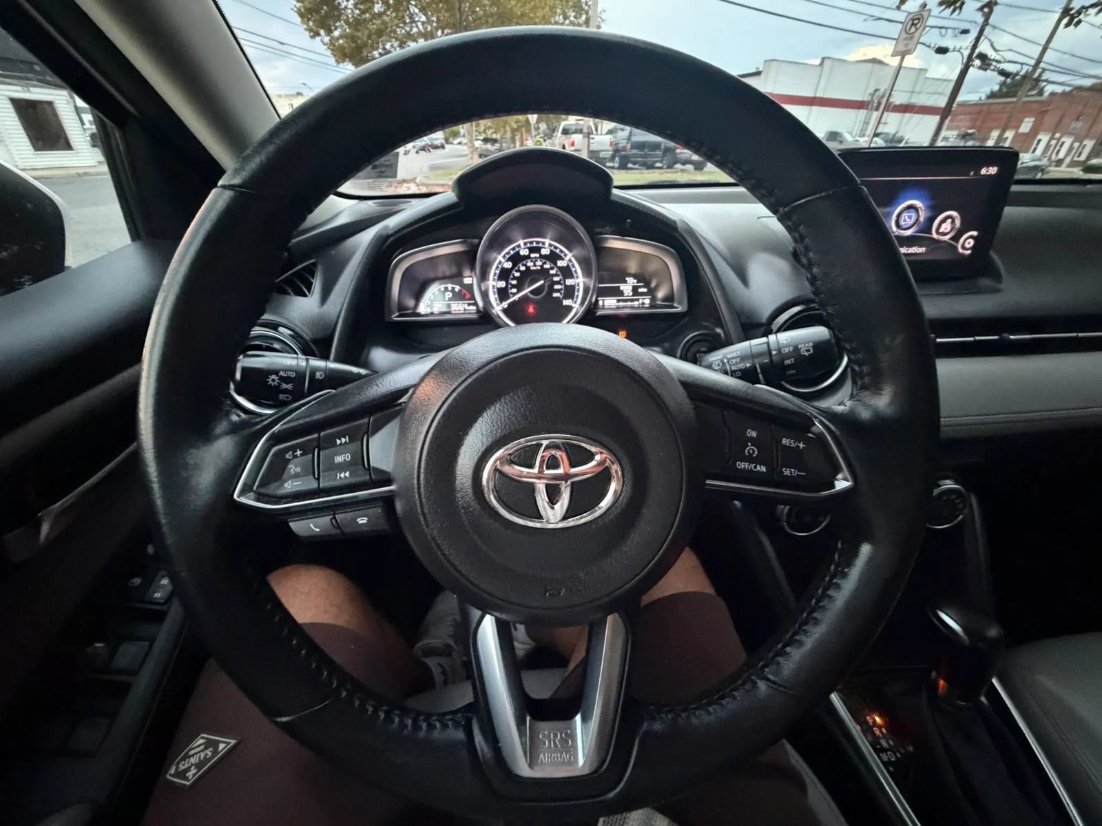 Used 2020 Toyota Yaris XLE FWD image 15