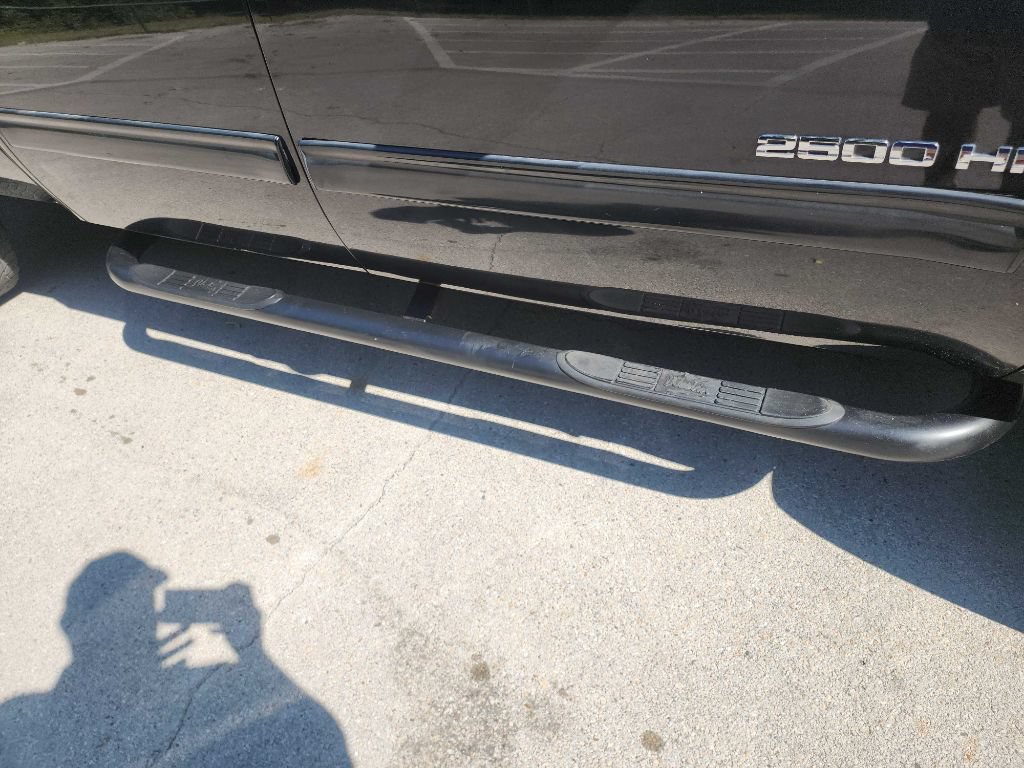 Used 2009 Chevrolet Silverado 2500 LT w/ Exterior Plus Package AWD/4WD image 45