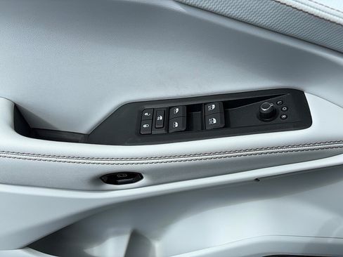 New 2026 Jeep Cherokee Overland AWD/4WD image 18