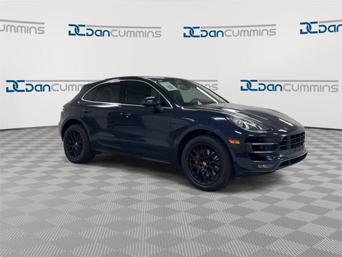 Used 2017 Porsche Macan Turbo image 2