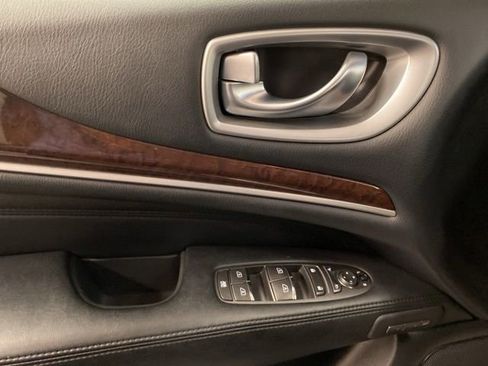 Used 2014 INFINITI QX60 Luxe w/ Deluxe Touring Package AWD/4WD image 17