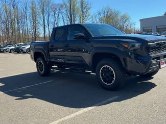 New 2026 Toyota Tacoma TRD Off-Road AWD/4WD video 2