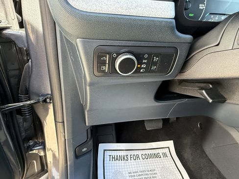 Used 2024 Ford Maverick XLT image 17