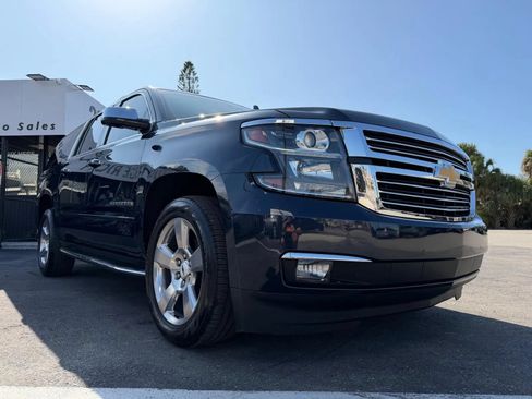 Used 2020 Chevrolet Suburban Premier RWD image 34