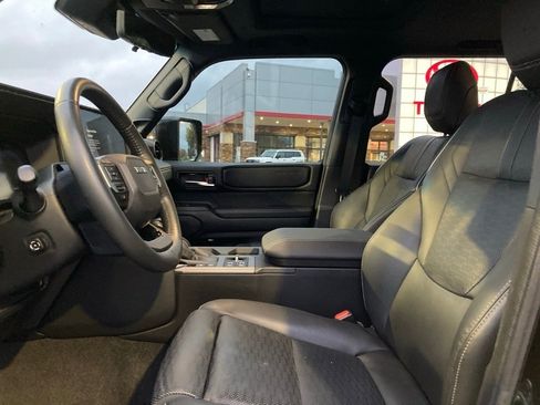 Certified 2024 Toyota Land Cruiser Base image 9