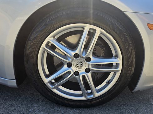 Used 2016 Porsche Panamera 4 w/ Premium Package Plus image 16