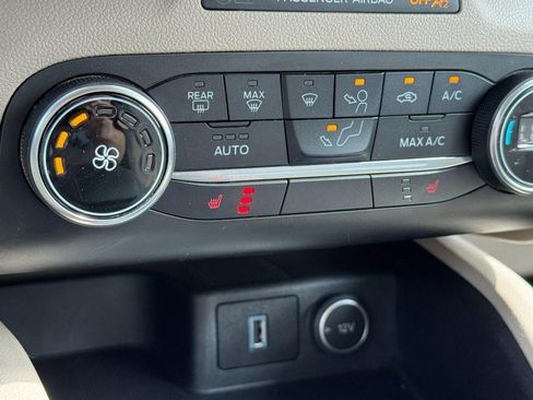 Used 2020 Ford Escape SE AWD/4WD image 20