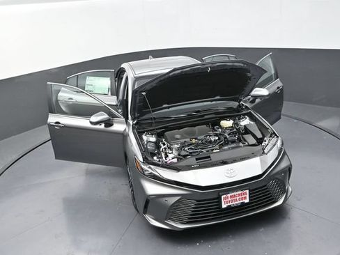 New 2025 Toyota Camry XLE w/ Premium Plus Package FWD image 35