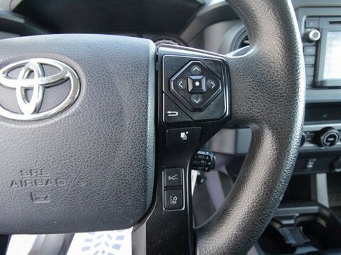 Used 2018 Toyota Tacoma SR5 image 19