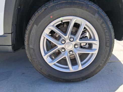New 2026 Jeep Grand Cherokee Laredo X RWD image 11