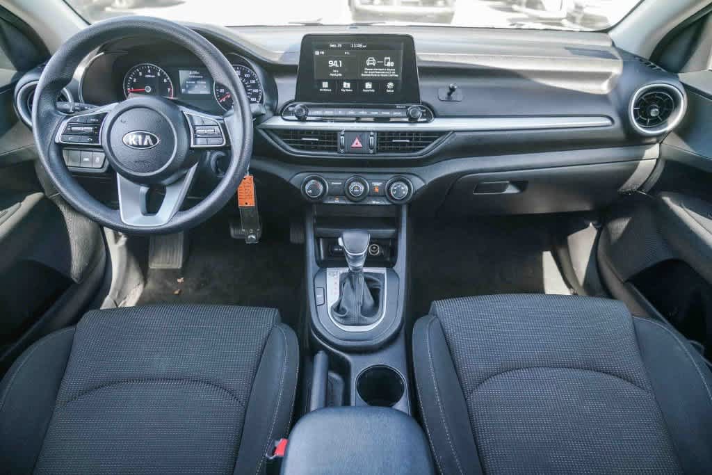 Used 2020 Kia Forte LXS FWD image 11