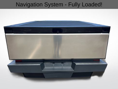 Used 2024 Tesla Cybertruck AWD Crew Cab image 9