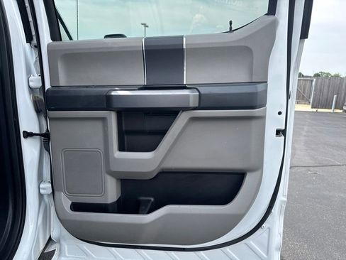 Used 2022 Ford F250 XLT AWD/4WD image 32