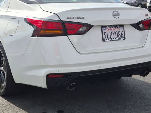 Certified 2024 Nissan Altima 2.5 SR FWD image 10