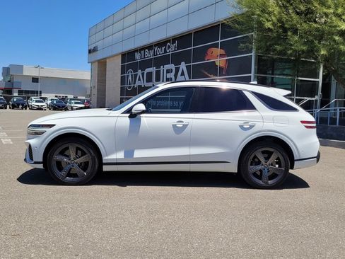 Used 2024 Genesis GV70 3.5T AWD/4WD image 9