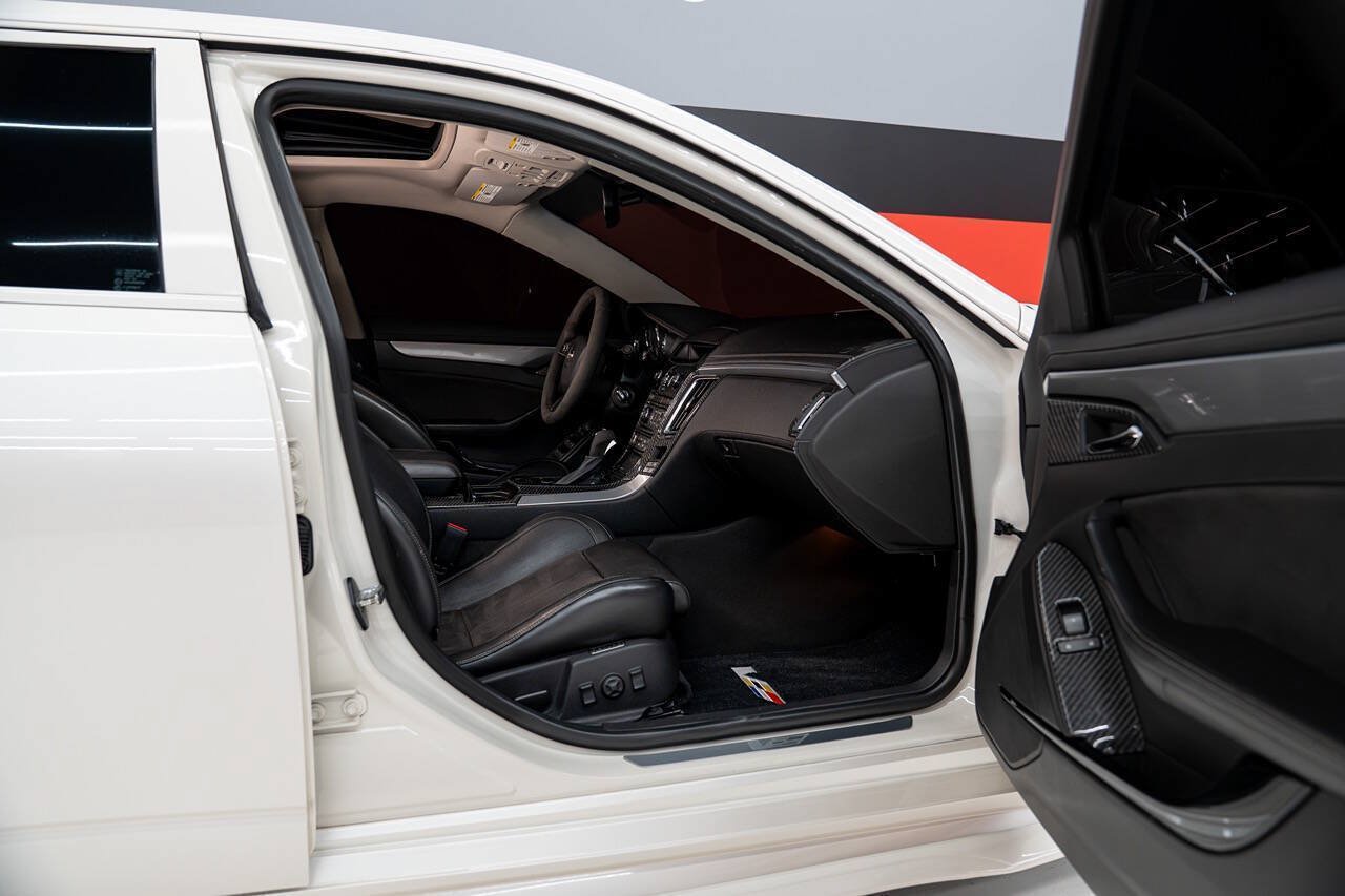 Used 2013 Cadillac CTS V RWD image 68