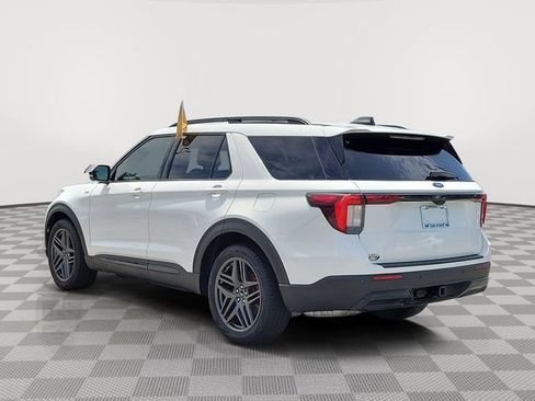 Certified 2025 Ford Explorer ST-Line w/ Premium Package RWD image 4