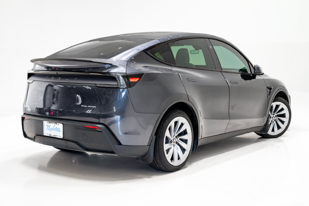 Used 2026 Tesla Model Y Long Range AWD/4WD image 32