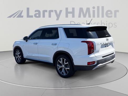Used 2022 Hyundai Palisade SEL w/ Convenience Package AWD/4WD image 3